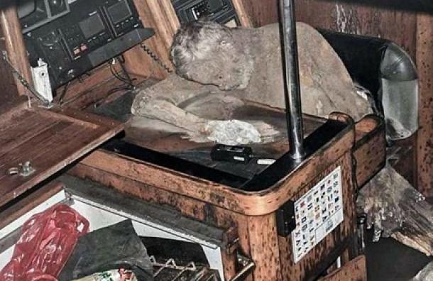 Pescadores encuentran el cadáver momificado de un capitán