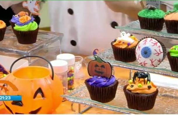 Hoy te enseñamos a preparar una mesa de dulces para Halloween